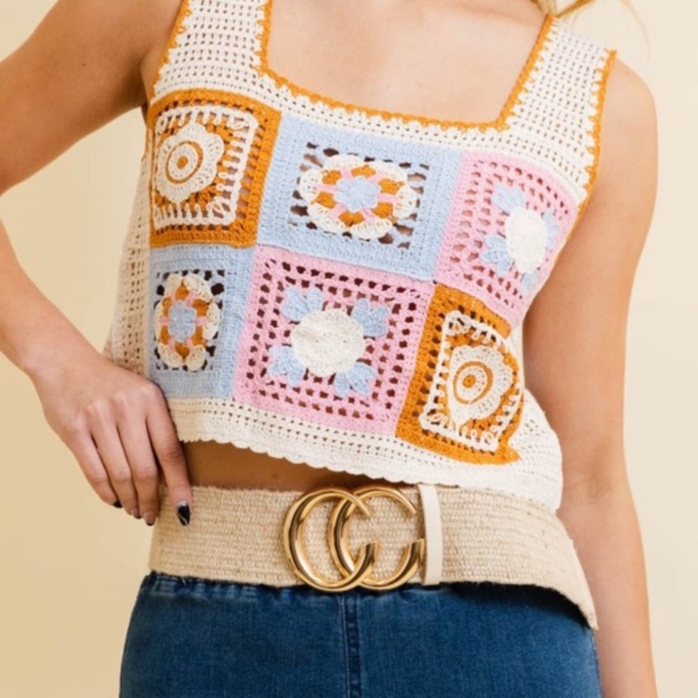 NWT Crochet Granny Square Floral Crop Top
